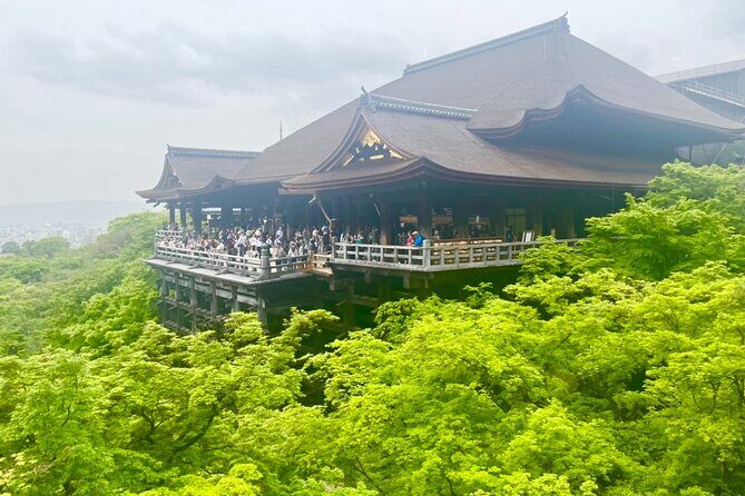 Kyoto Private Tour: 1350 Years of History, Hotspots & Hidden Gems - Key Points