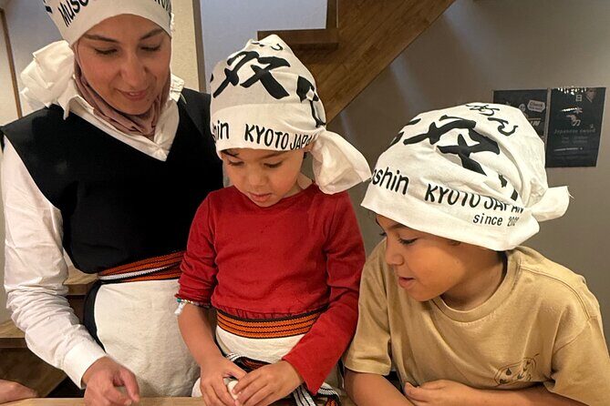 Kyoto Ramen Bowl Painting and Michelin Cooking Class - Who Should Consider This Experience?