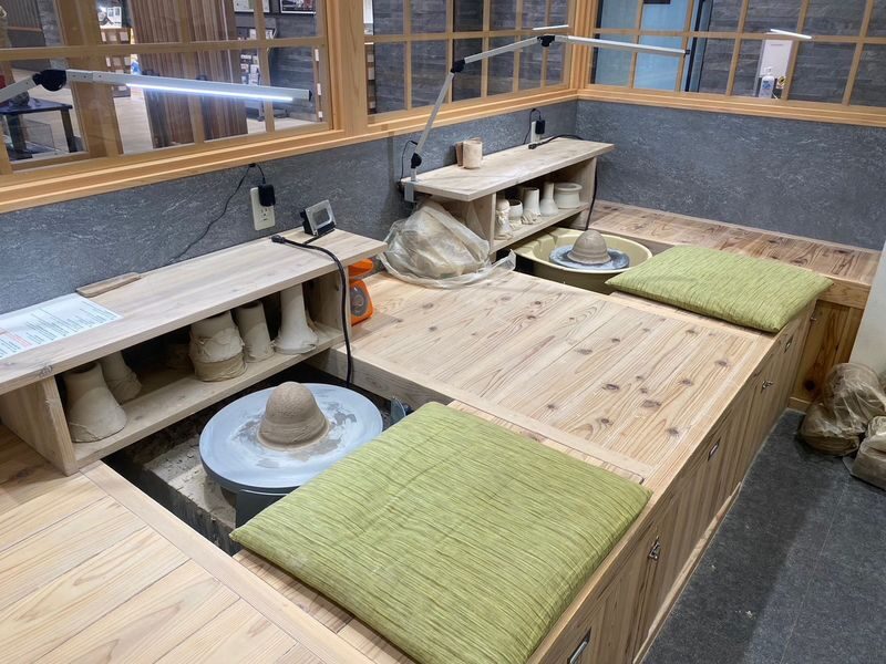 Kyoto | Small-Group Pottery Experience by a Master Artisan - A five-person class changes the pace