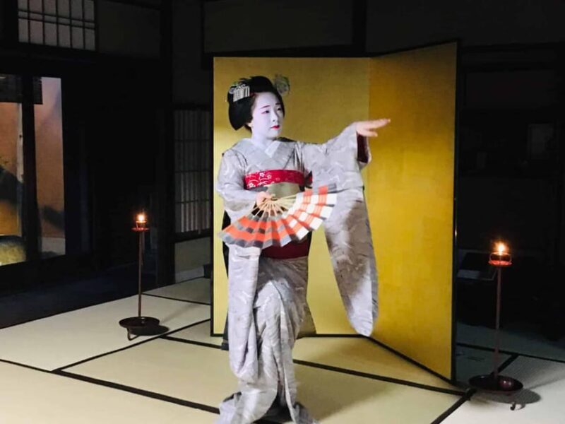 Kyoto style Machiya: Maiko Happy Hour! - An In-Depth Look at the Kyoto Maiko Happy Hour