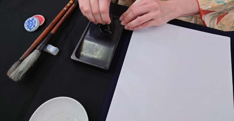 Kyoto: Sumi Ink and Brush Calligraphy Experience - The Location and Setting