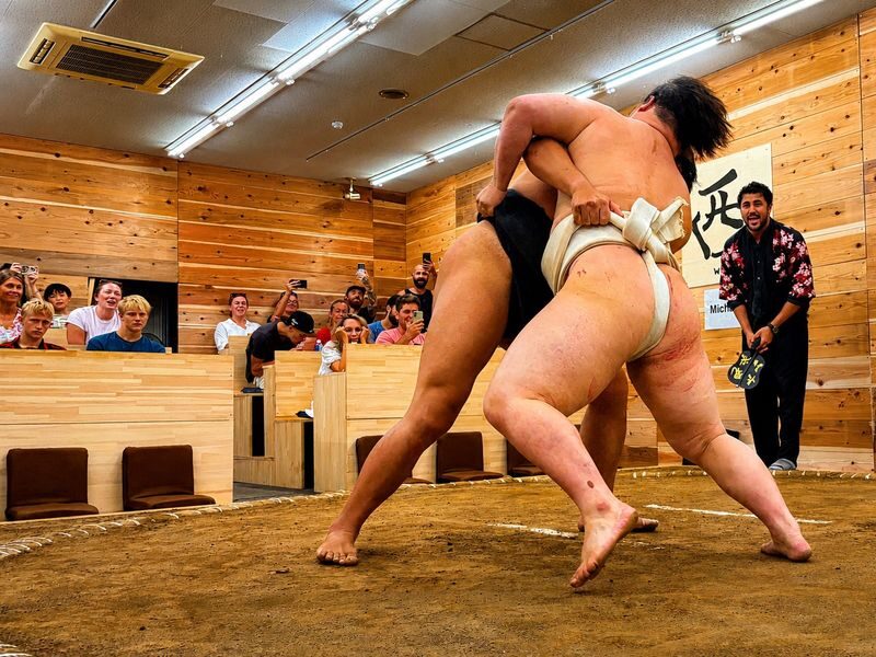 Kyoto Sumo Show with Experience & Photo, 2 Drinks Included - What the price includes, and what to check