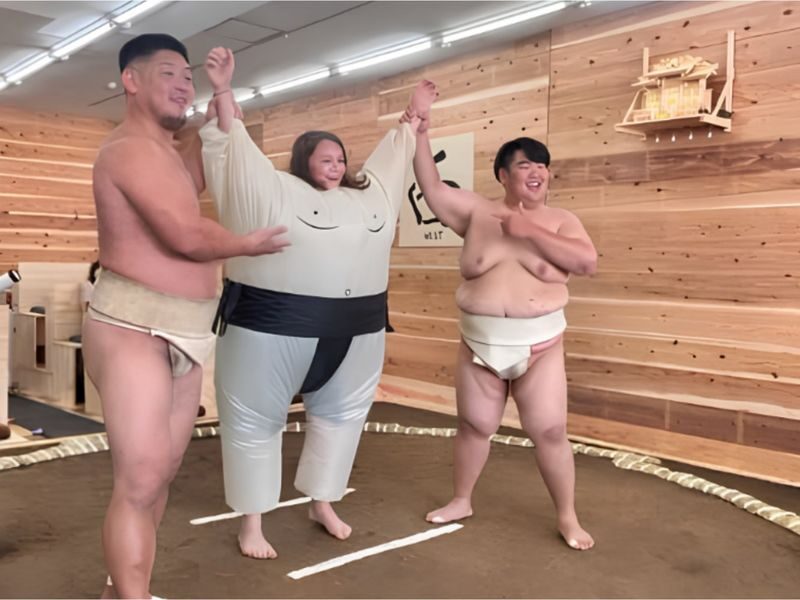 Kyoto Sumo Show with Experience & Photo, 2 Drinks Included - Should you book it?