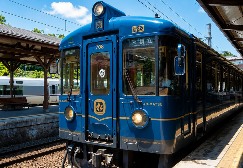 Kyoto: Tango Railway Sea Train & Amanohashidate & Ine Boathouse Cruise Day Trip (From Osaka) - Leaving Osaka before the day gets away