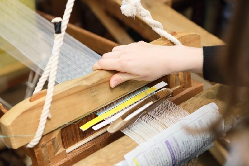 Kyoto: Try Nishijin Weaving in the Oldest Geisha District - Key Points