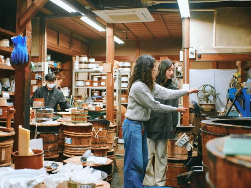 Kyoto Urushi Lacquer Tour with a Temple Visit and Lunch - Key Points