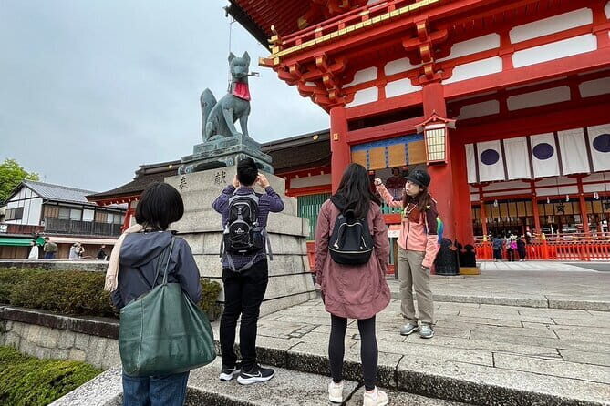 Kyoto Walking Tour at Fushimi Inari Shrine and Tofukuji Temple - Key Points