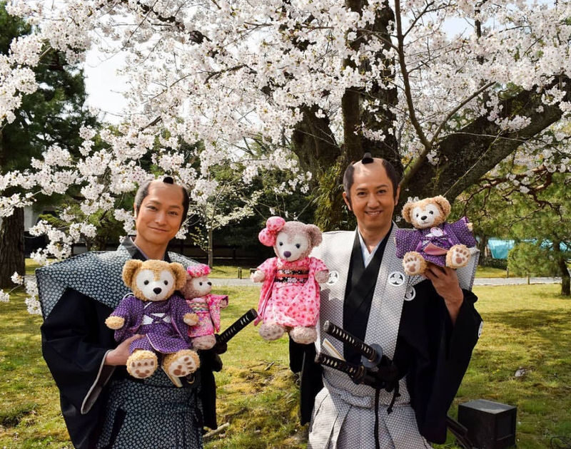 Kyoto World Heritage and Popular Attractions Day Trip: Nijo Castle & Kinkaku-ji (Golden Pavilion) & Fushimi Inari-taisha Shrines Thousand Torii Gates & Arashiyama Togetsukyo Bridge & Kimono Forest & Bamboo Grove (Departure from Osaka or Kyoto) - Fushimi Inari’s rows of red torii