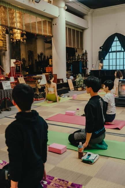 Kyoto: Yoga Session in a Japanese Temple with a Meal - Key Points