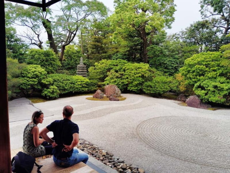Kyoto: Zen and Art at Tranquil Kennin-ji Temple - A Detailed Look at the Experience