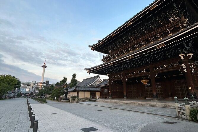 Kyoto's Recommended Ramen and Nishiki Market Tour - Who Will Love This?