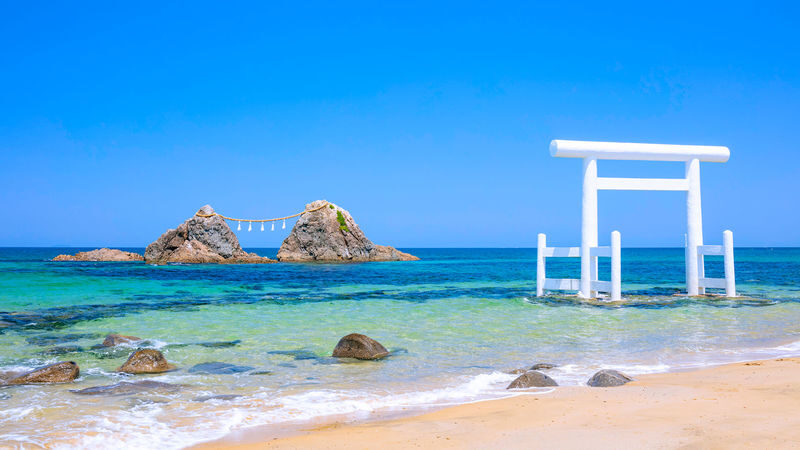 Kyushu Fukuoka Itoshima customized itinerary chartered car day trip/multi-day trip: Shiraito Falls, Sakurai Futamiura Couple Rocks, Sakurai Shrine, Dazaifu Tenmangu Shrine, Nanzoin Temple - A private car makes Itoshima easier to shape