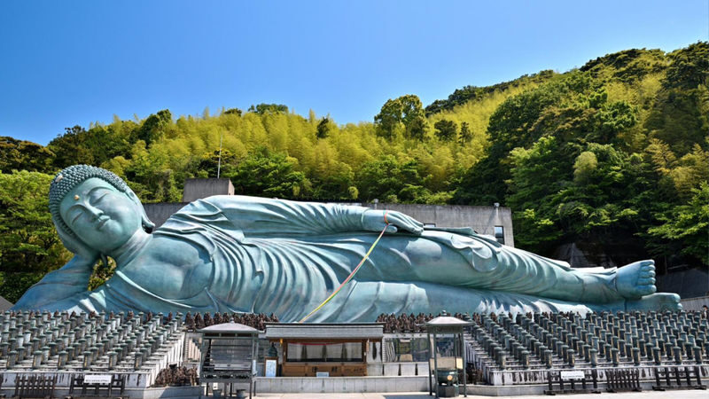 Kyushu Fukuoka Itoshima customized itinerary chartered car day trip/multi-day trip: Shiraito Falls, Sakurai Futamiura Couple Rocks, Sakurai Shrine, Dazaifu Tenmangu Shrine, Nanzoin Temple - Should you book this Fukuoka car charter?