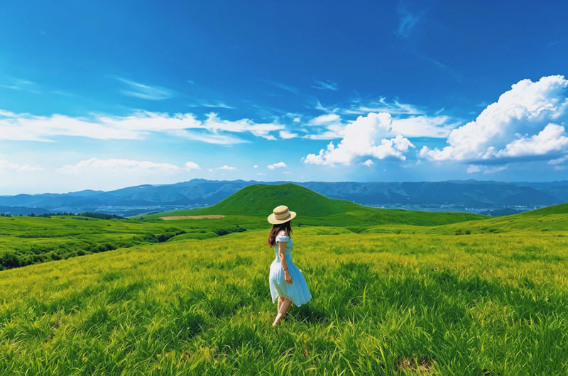 Kyushu Hiking Tour | Kamishikimi Kumanoimasu Shrine & Mount Aso Kusasenri & Kurokawa Onsen & Free Crater Shuttle Bus (Departing from Kumamoto/Fukuoka) - The day at a glance