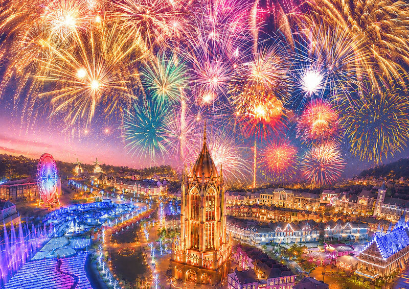 Kyushu Huis Ten Bosch Dream Fireworks Day Tour -Optional Ticket - Why Huis Ten Bosch makes a fitting fireworks setting
