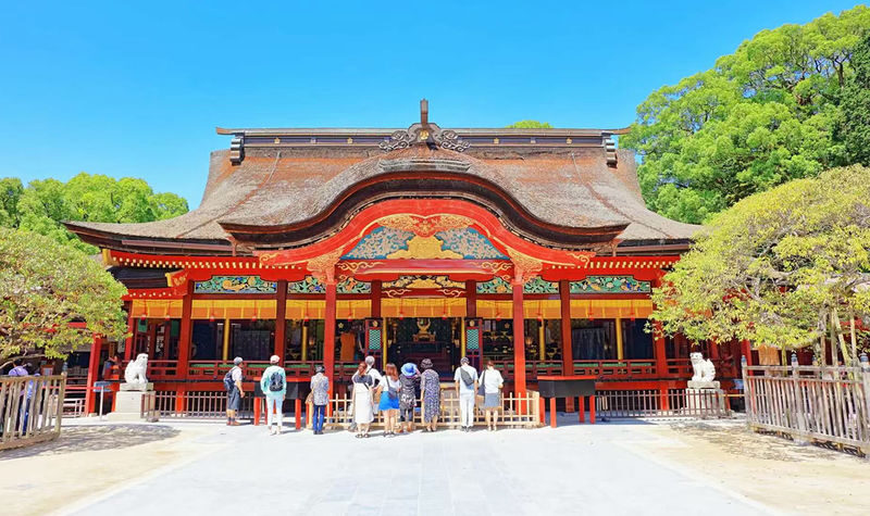 Kyushu Itoshima Coast Sightseeing & Shiraito Falls & Yanagawa River Cruise & Dazaifu Tenmangu Shrine Classic Dual Route Day Tour - What the price covers, and what it does not