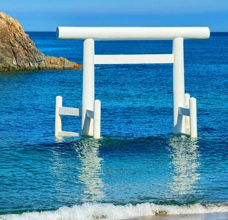 Kyushu Itoshima Popular Route: Itoshima Meoto Iwa & Angel Wing & Ichiran Ramen & Shiraito Falls & Dazaifu & Yanagawa River Cruise 1-Day Tour - From Yanagawa’s canals to Itoshima’s coast