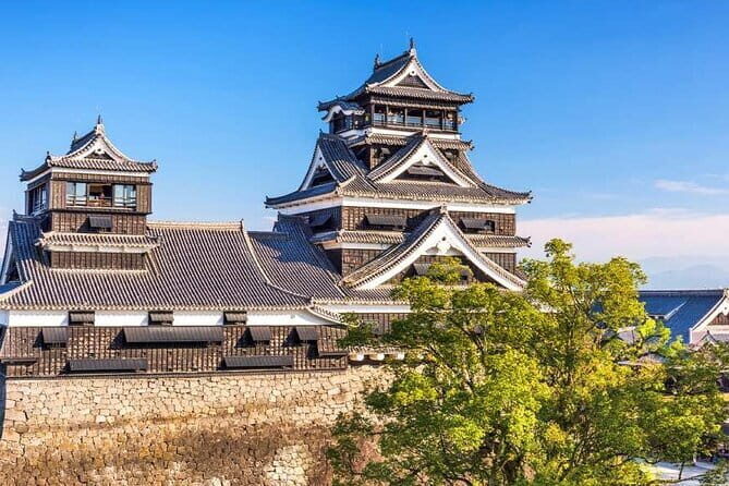 Kyushu Kumamoto and Aso Volcano Castle Day Tour From Fukuoka - Exploring the Itinerary in Detail