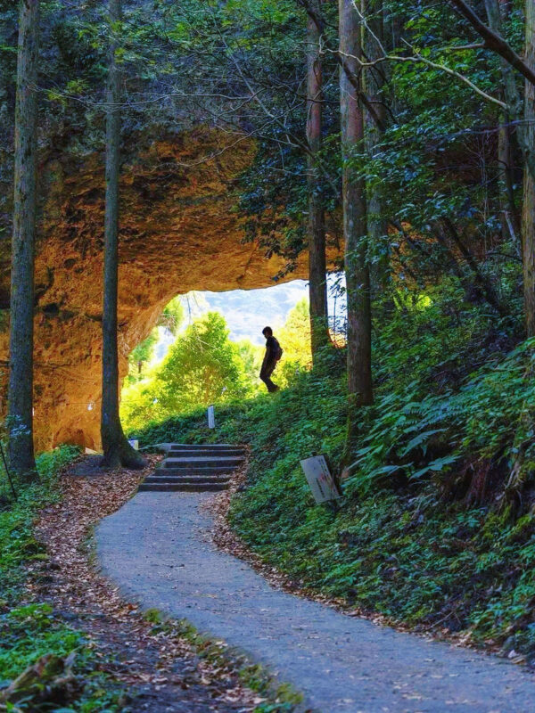 Kyushu Miyazaki Mythical Secret Realm: Takachiho Gorge (optional boating)-Amanoiwato Shrine-Kamishikimi Kumanoza Shrine (includes Japanese sweets & shuttle bus) - Practical details that can make the day easier