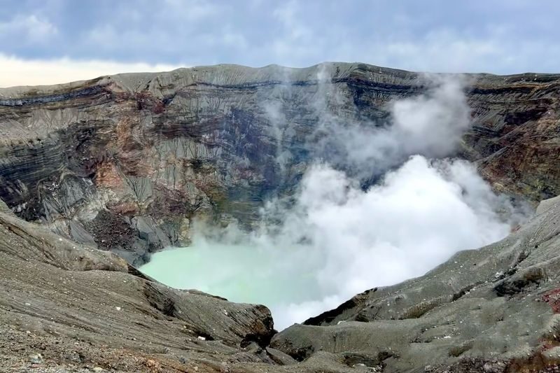 Kyushu: Mount Aso, Kusasenri & Takachiho Gorge Day Tour (Optional Takachiho Boat Ride Experience) - Who should book this Kyushu day trip?