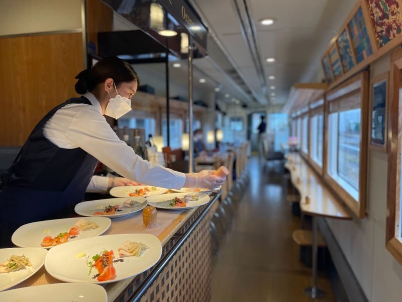 Kyushu Tourist Train "Hisatsu Orange Restaurant" Meal Set Plan 2026 - Making sense of the starting price
