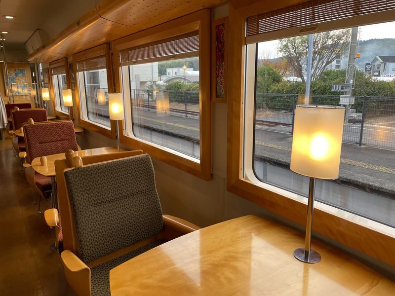Kyushu Tourist Train "Hisatsu Orange Restaurant" Meal Set Plan 2026 - Japanese-language service and practical planning