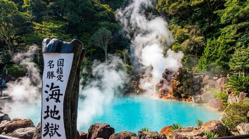 Kyushu Yufuin no Mori Train & Umi Jigoku & Dazaifu Tenmangu Shrine & Yufuin One-Day Tour (Departing from Fukuoka) - Beppu’s Umi Jigoku: a hot spring that looks almost unreal