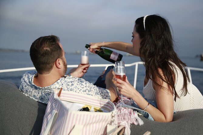 LA: Birthday Special Private Yacht (1 ticket covers 1-6 people) - Key Points