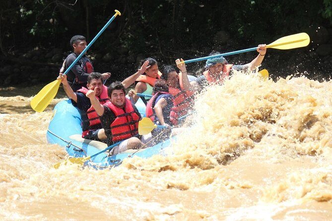 La Bocana Whitewater Rafting Experience: Medium Difficulty - What to Expect from the La Bocana Whitewater Rafting Tour