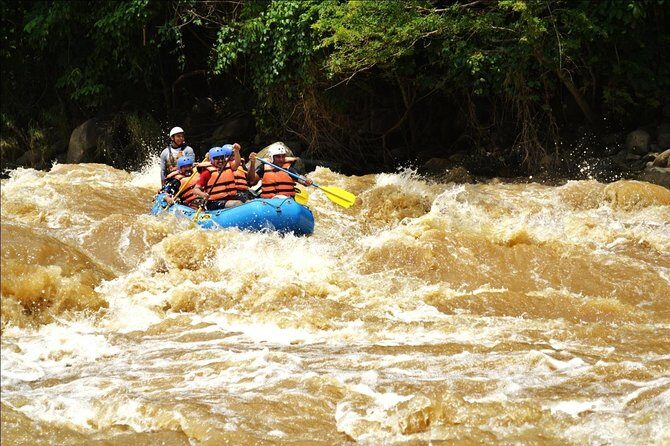 La Bocana Whitewater Rafting Experience: Medium Difficulty - Frequently Asked Questions