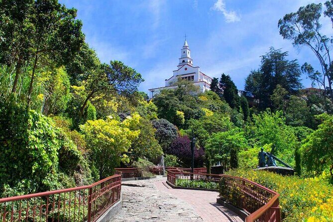 La Candelaria and Monserrate Tour: History and Culture - FAQ