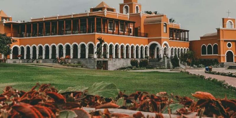 La Caravedo Hacienda Visit - Exploring La Caravedo: More Than Just a Pisco Tour