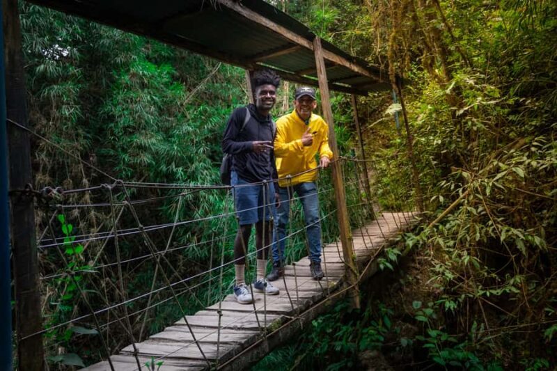 La Chorrera and Chiflon Waterfalls Private Hike Tour - FAQ