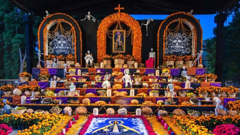 La Crucecita: Guided Day Of The Dead Festival Tour Mon Nov 2 - Exploring the Tour in Depth