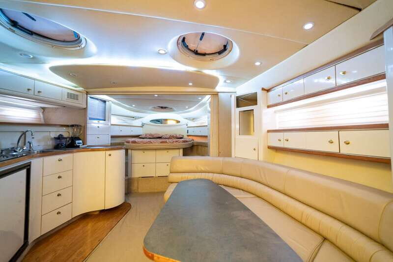 La Crucecita: Private Yacht Cruise in Huatulco with Drinks - Who Will Love This Experience?