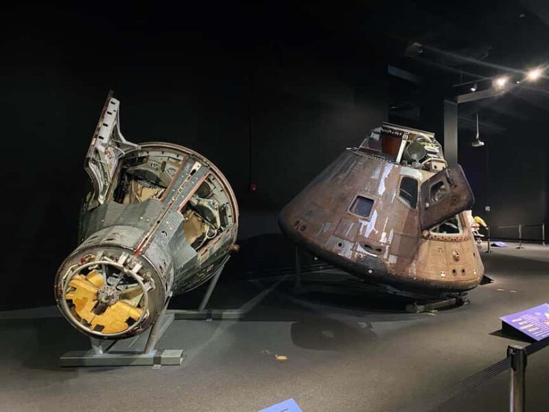 LA: Expo Park Space & Dinosaurs Tour with Cal Science Center - FAQs