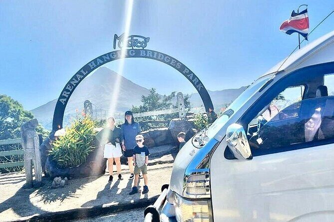 La Fortuna Bus shuttle(hop-on, hop-off) - Experience the La Fortuna Bus Shuttle (Hop-on, Hop-off): A Practical Guide for Travelers