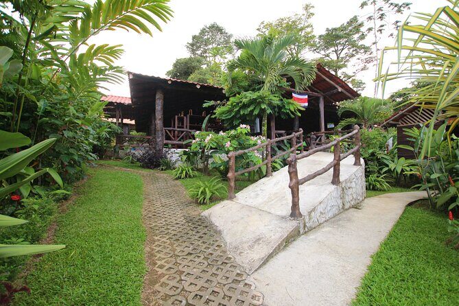 La Fortuna Waterfall Park & Farm to Table Lunch - FAQs