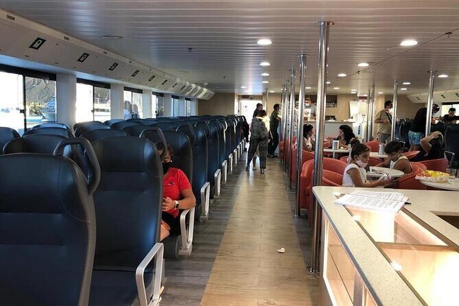 La Graciosa at your leisure (bus transfer and return ferry ticket) - FAQ