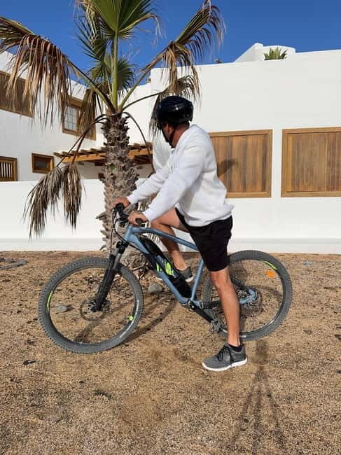La Graciosa: Rent your ELECTRIC BIKE and explore the island at your own pace. - FAQ