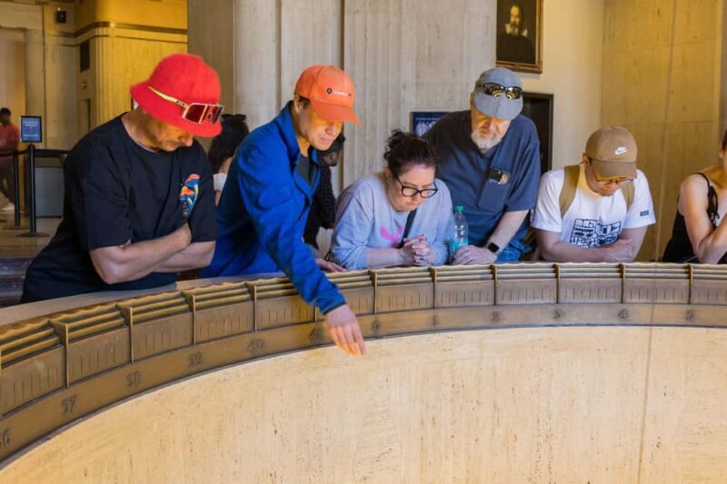 LA: Griffith Observatory Insider Tour - Experience the Griffith Observatory with a Local Touch