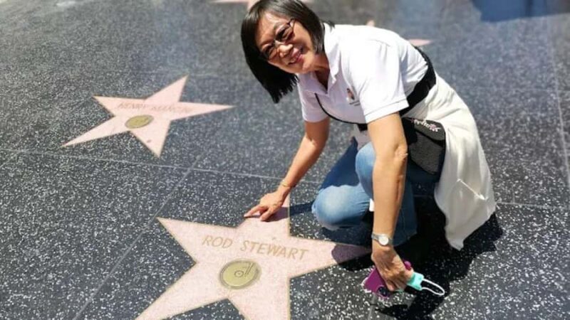 LA, Hollywood with Beverly Hills and Beach Tour with Pickup - Beverly Hills and Rodeo Drive: The Epitome of Glamour