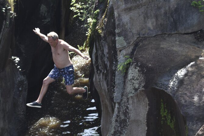 La Leona waterfall Cliffjumping White water Tubbing PrivateTour - FAQ