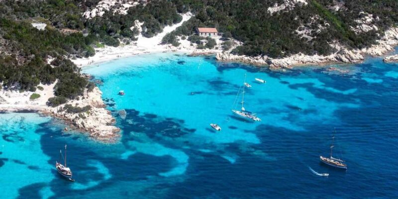 La Maddalena: island tour with aperitif and brunch on board - A Deep Dive into the Sardinian Water Wonderland