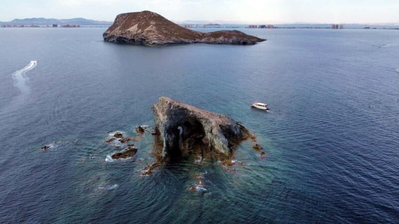La Manga: Boat trip across two seas to Isla Grosa and Islote Farallón - Key Points