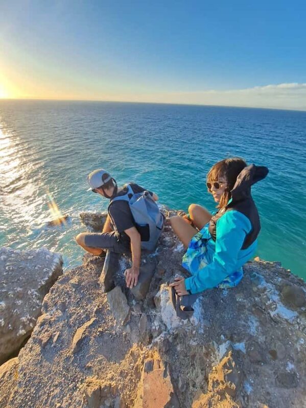 La Paz: Balandra Bay Sunset Hike with Guide & Snacks - Discovering Balandra Bay from Above: La Paz Sunset Hike with Guide & Snacks