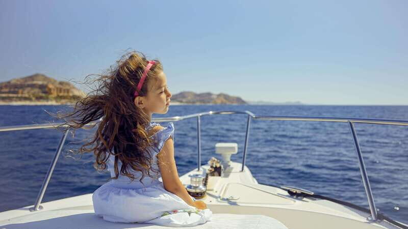 La Paz: Balandra Beach Luxury Yacht Charter Cruise - Water Activities and Wildlife Viewing