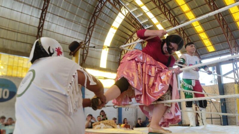 La Paz: Cholitas Wrestling Tickets and Transfer - Practical Tips for Visiting