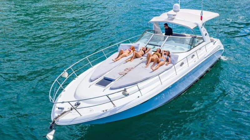 La Paz: Day Cruise & Snorkelling (w/sea lions) Food & Drinks - An Authentic Day on La Paz Bay with a Private Yacht Tour
