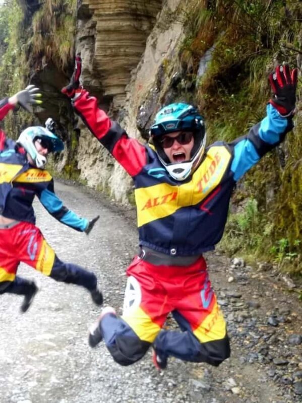 La Paz: Death Road Biking Tour - Detailed Itinerary Breakdown